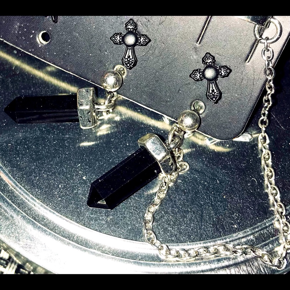 2 Pair NWT Hot Topic Nickel Free Black Crystal Earrings W/Cuff+Black Cross Studs